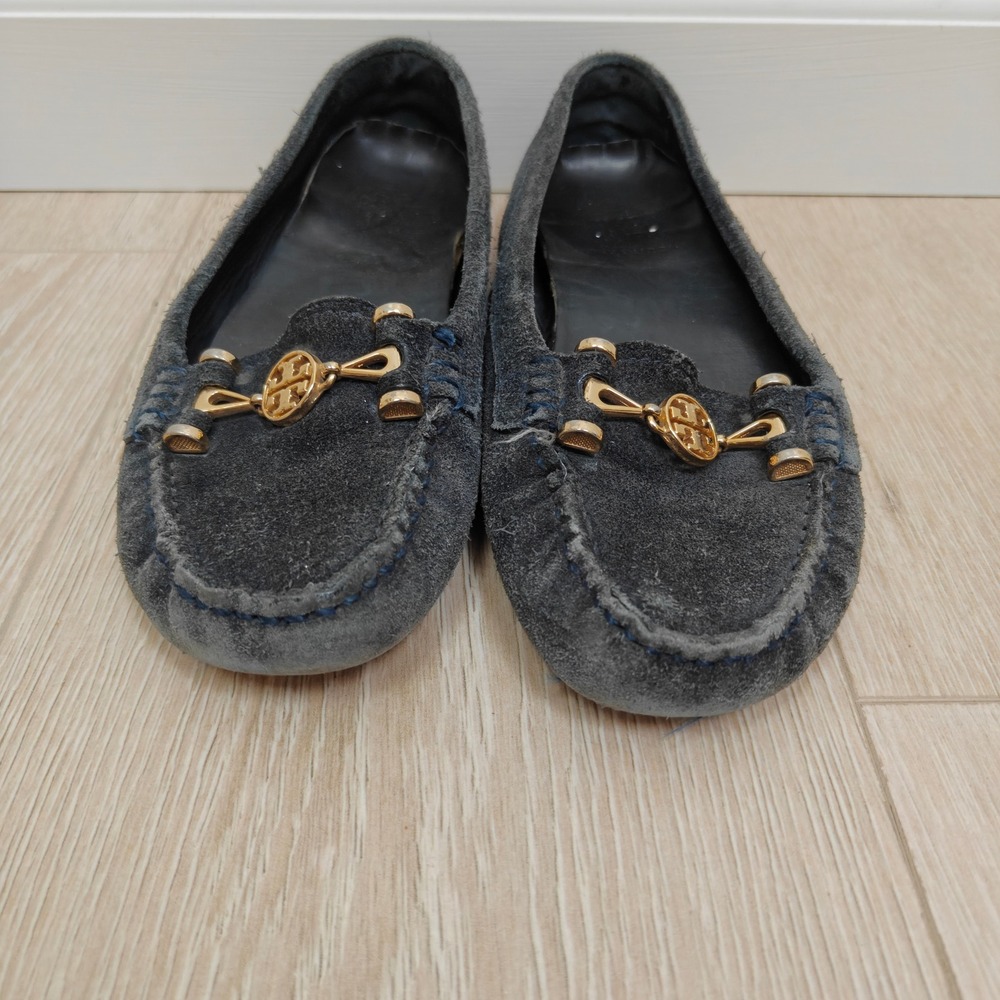 Tory Burch Daria Shoes Womens 7M Gray Suede Gold Logo Loafers Preppy Classic - Picture 3 of 11